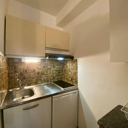 Kennedy Passy Tour Eiffel * 파리