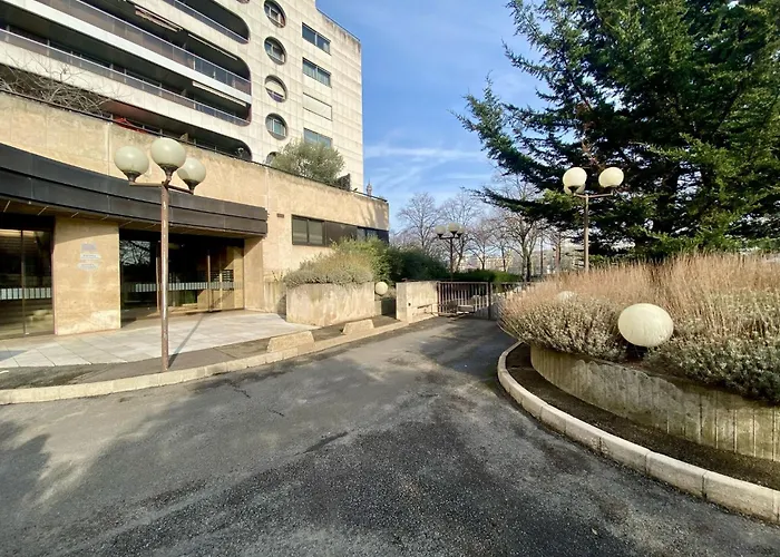 Kennedy Passy Tour Eiffel