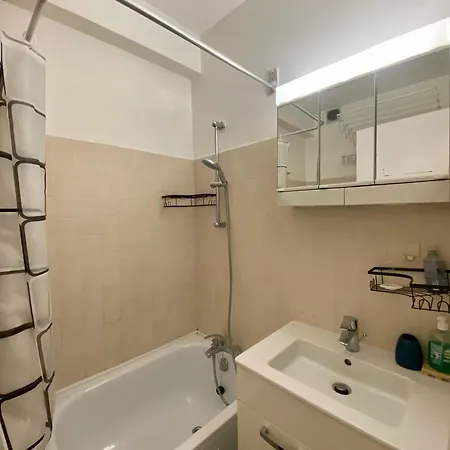 Kennedy Passy Tour Eiffel